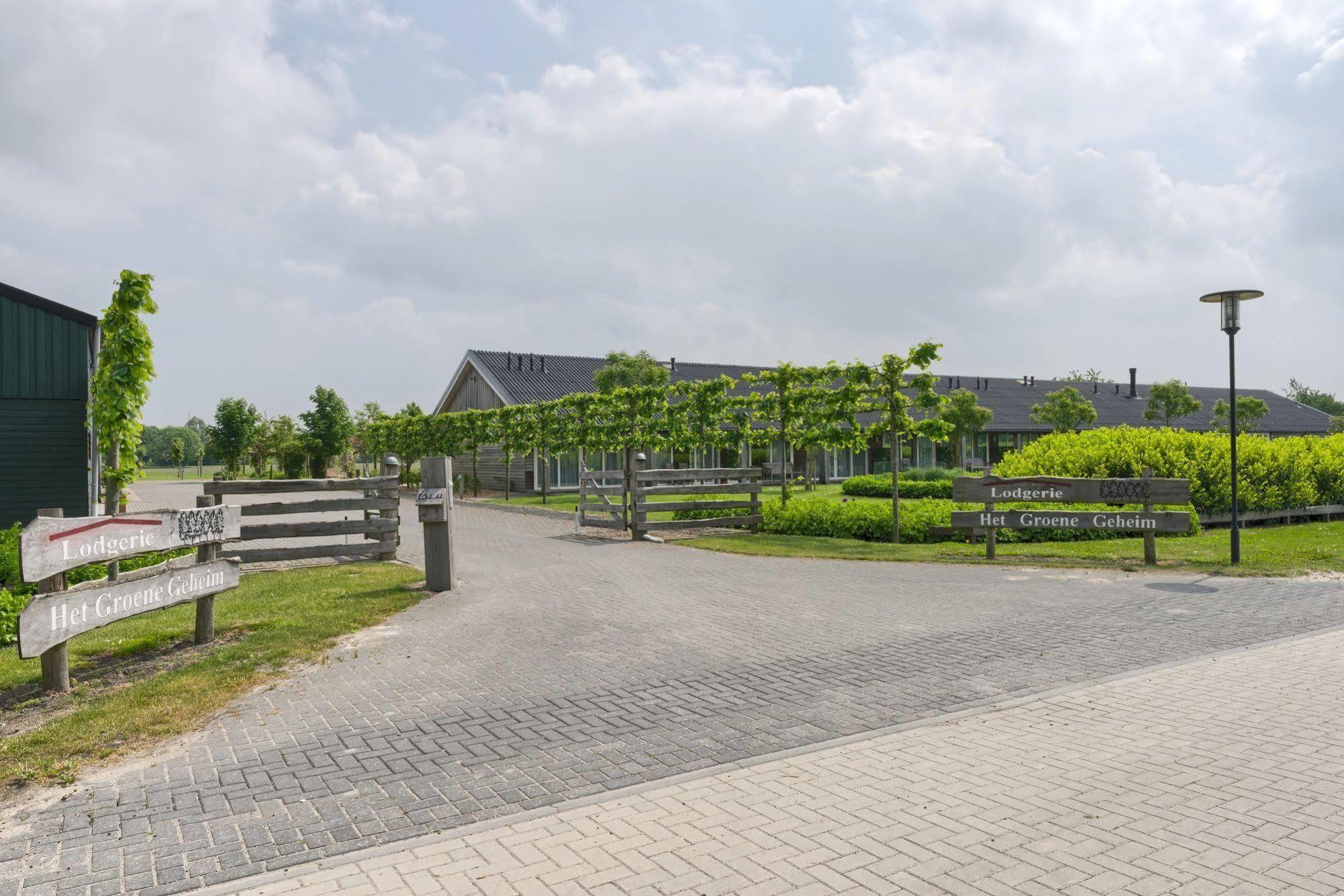 Lodgerie Het Groene Geheim Almere Exterior photo